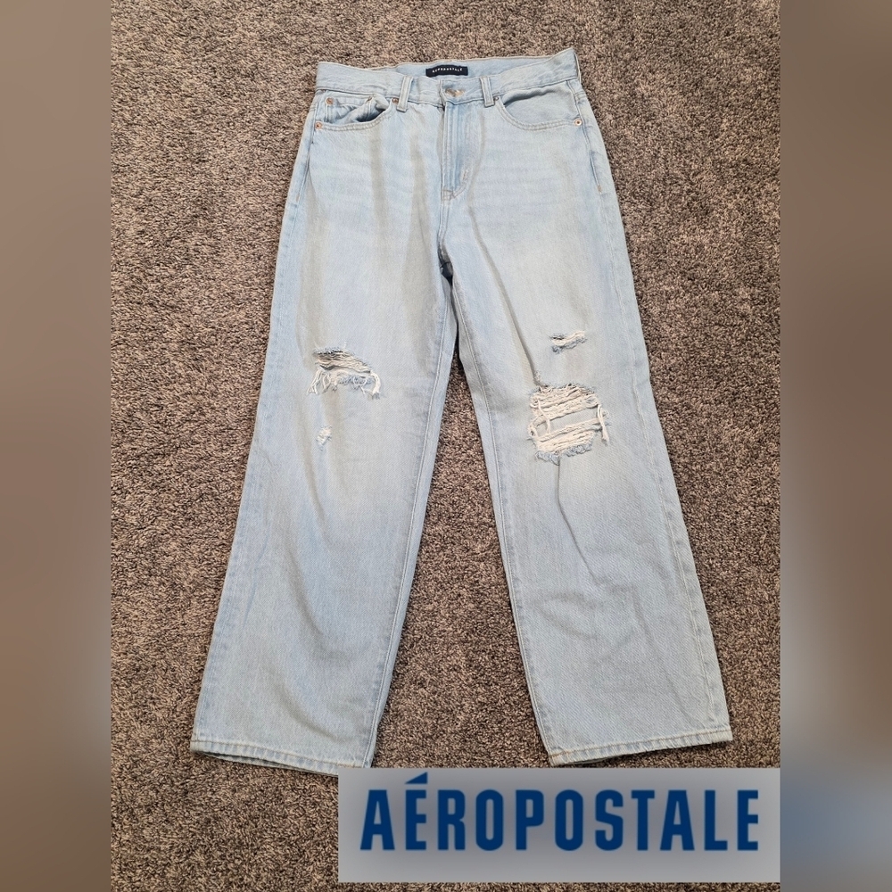 Aeropostale Lightwash Straight Leg High-rise Baggy Distressed Jeans Size 29/30 - Picture 1 of 5